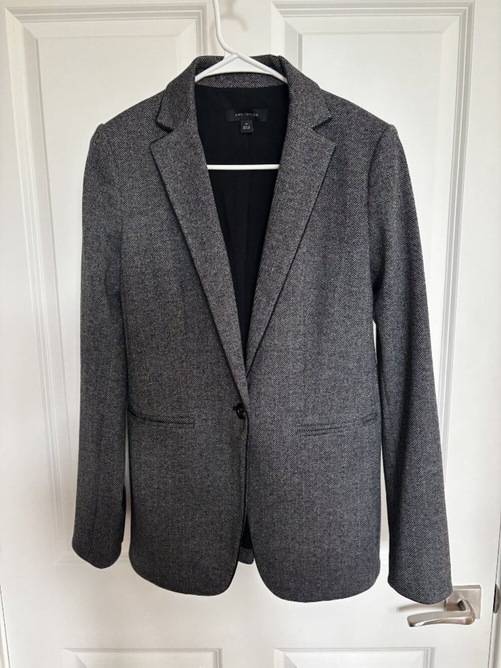 Ann Taylor Charcoal Herringbone One-Button Blazer, Size 4 Tall